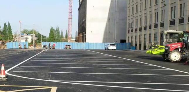 蘇州廠區(qū)內(nèi)道路如何劃線？找飛揚(yáng)市政