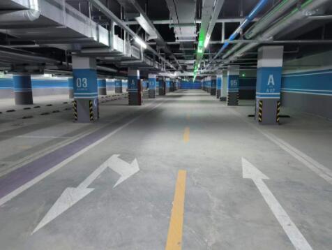 停車位劃線，輕松創(chuàng)造規(guī)整有序的停車場——秘訣揭曉！