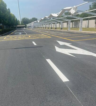 工廠劃線多少錢一米?影響價(jià)格的四大核心因素解析 工廠劃線多少錢一米?影響價(jià)格的四大核心因素解析