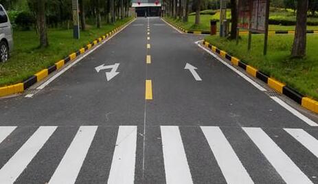 廠區劃線施工選對團隊很關鍵!專業團隊包工包料 廠區劃線施工選對團隊很關鍵!專業團隊包工包料