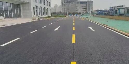 蘇州工廠劃線選專業團隊，抗壓耐磨有保障